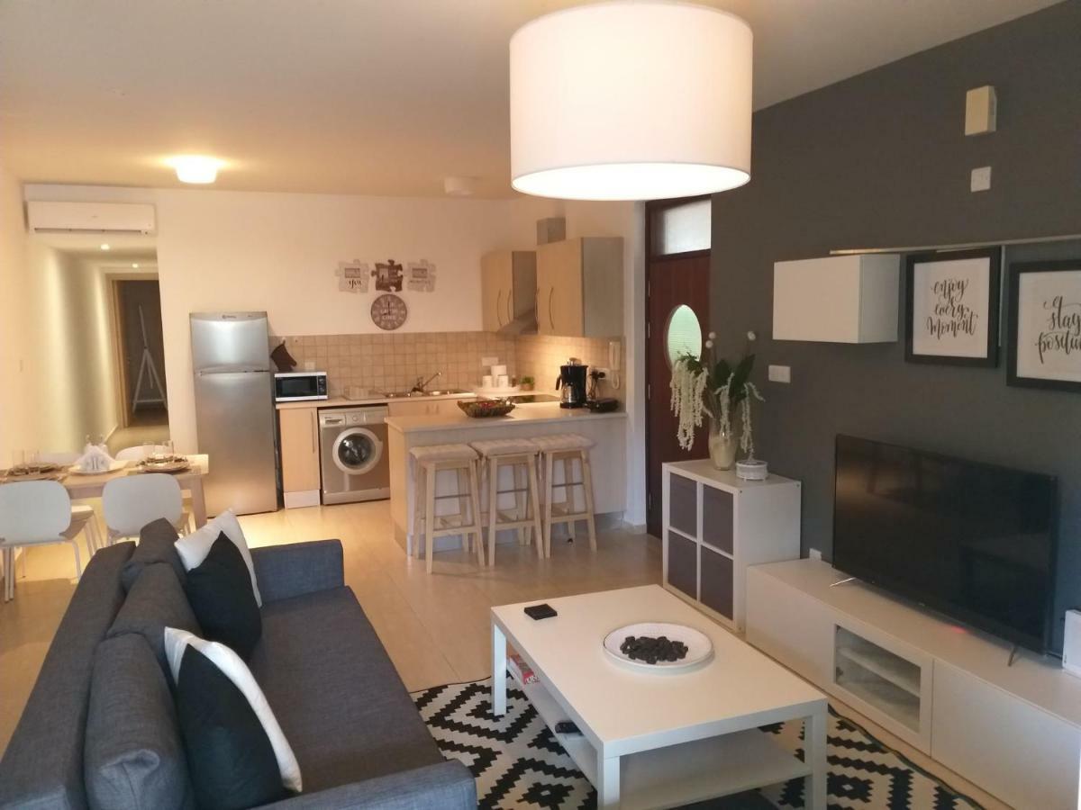 Horizon Luxury Apartment Oroklini Eksteriør billede